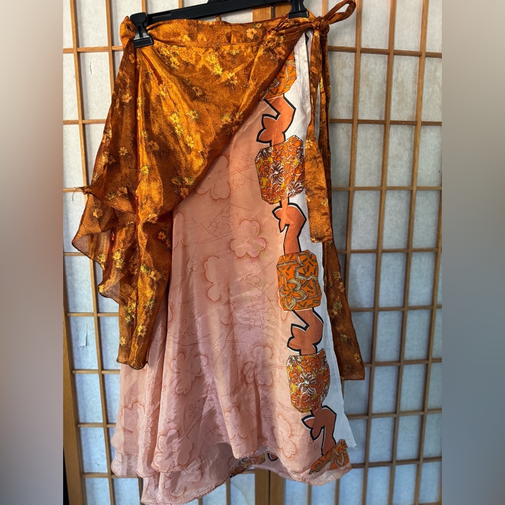 Floral Orange and Brown Silk wrap skirt S/M/L - Picture 2 of 3